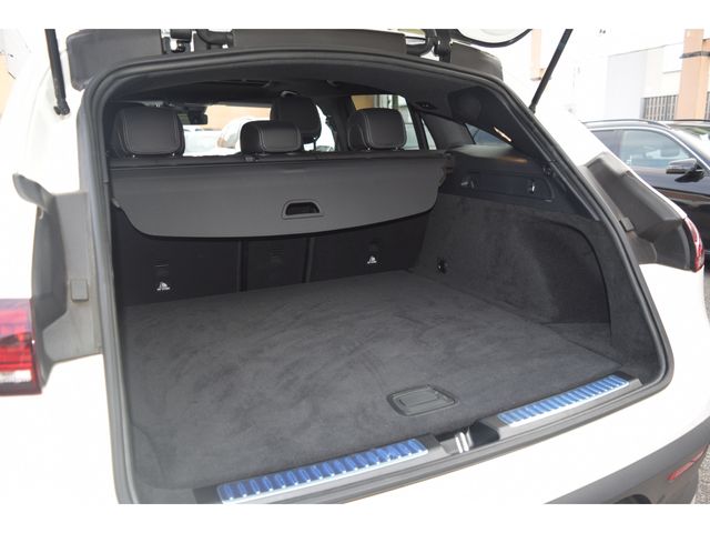 MERCEDES BENZ EQC 2022 Image 31