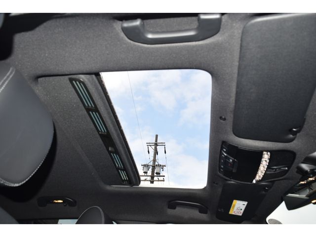 MERCEDES BENZ EQC 2022 Image 31