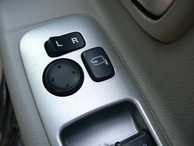 SUZUKI EVERY WAGON 2012 Image 31