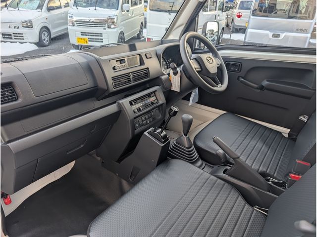 DAIHATSU HIJET TRUCK 4WD 2026 Image 31