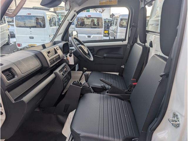 DAIHATSU HIJET TRUCK 4WD 2026 Image 31