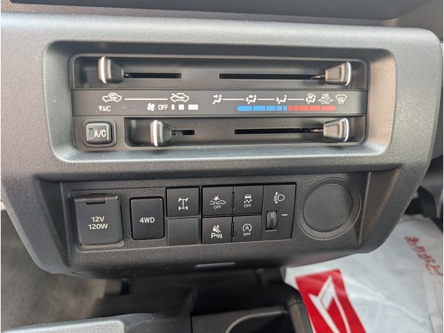 DAIHATSU HIJET TRUCK 4WD 2026 Image 31