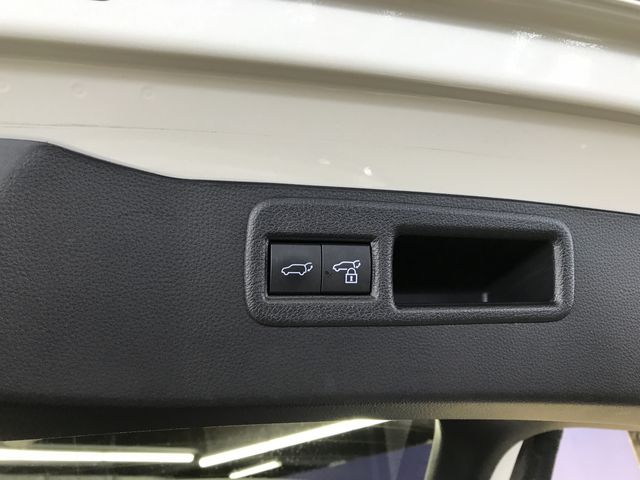 TOYOTA HARRIER 2WD 2021 Image 31