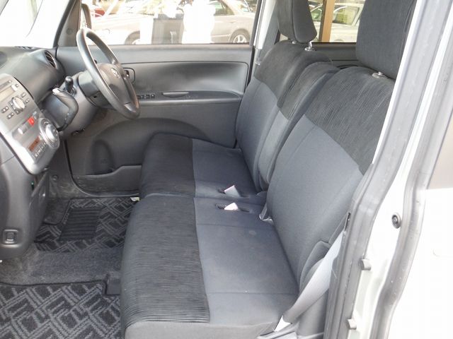 DAIHATSU TANTO 2012 Image 31