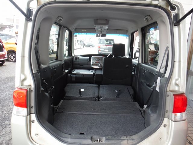 DAIHATSU TANTO 2012 Image 31