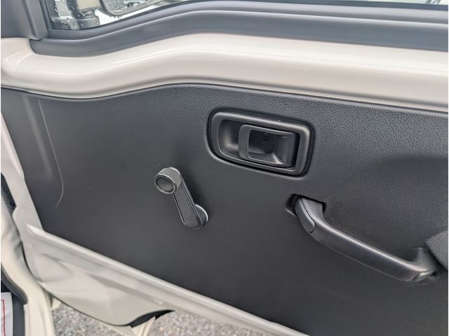 DAIHATSU HIJET TRUCK 4WD 2026 Image 31