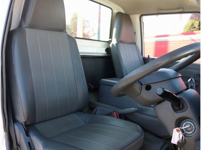 MAZDA BONGO TRUCK 4WD 2014 Image 31