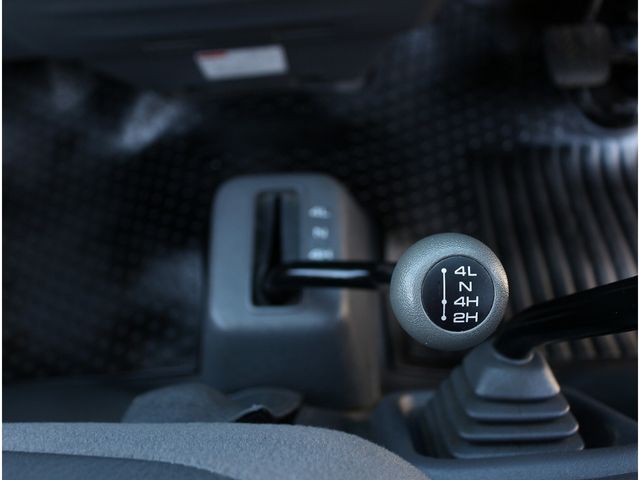 MAZDA BONGO TRUCK 4WD 2014 Image 31