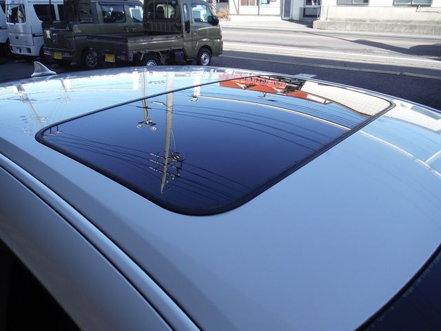 TOYOTA CROWN SEDAN 2010 Image 31