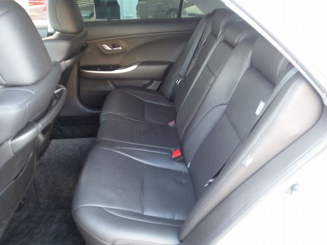 TOYOTA CROWN SEDAN 2010 Image 31