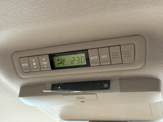 TOYOTA ESTIMA  4WD 2014 Image 31