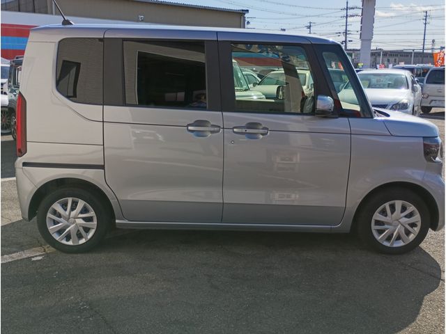 HONDA N BOX 2024 Image 31