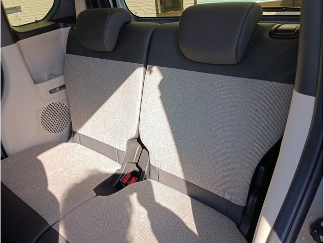 HONDA N BOX 2024 Image 31