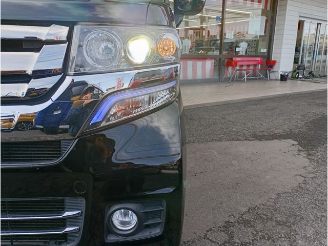 HONDA N BOX CUSTOM 2017 Image 31