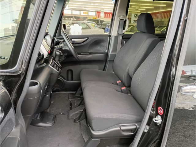 HONDA N BOX CUSTOM 2017 Image 31