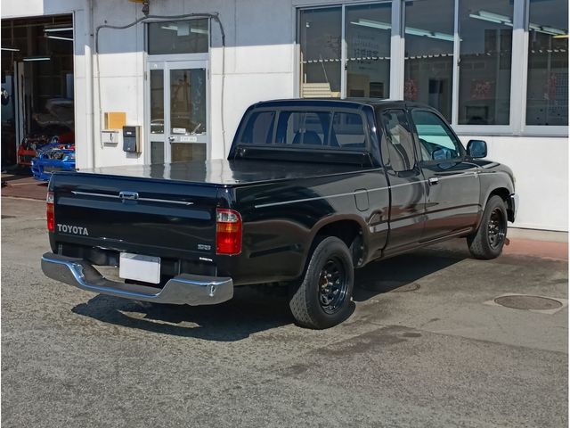 TOYOTA HILUX 2WD 2002 Image 31