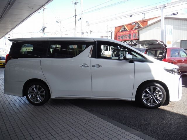 TOYOTA ALPHARD 4WD 2021 Image 31