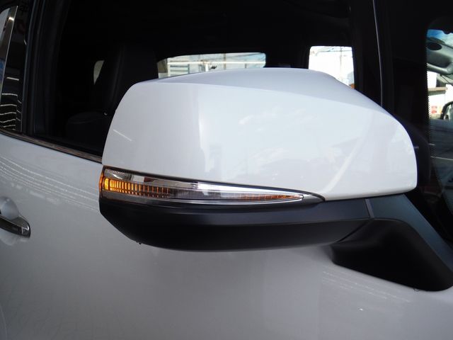 TOYOTA ALPHARD 4WD 2021 Image 31
