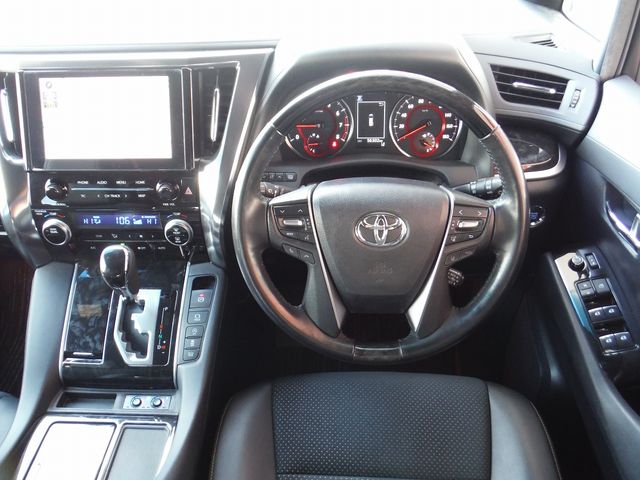 TOYOTA ALPHARD 4WD 2021 Image 31