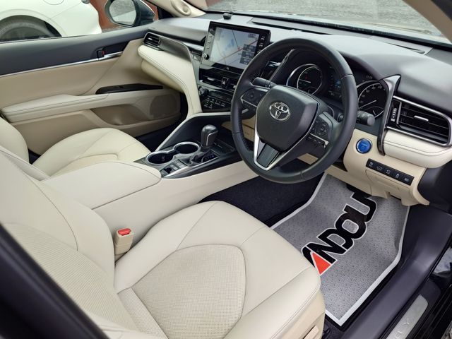 TOYOTA CAMRY HYBRID 2021 Image 31