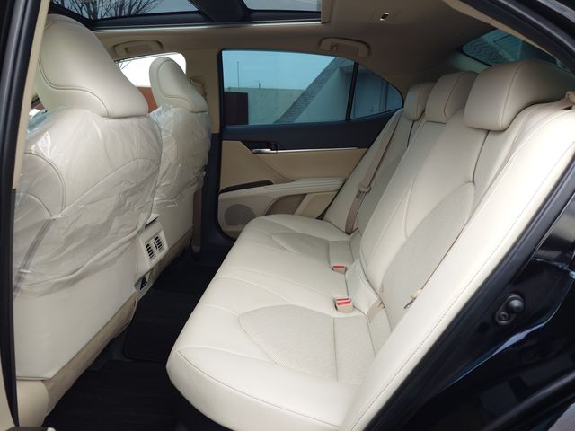 TOYOTA CAMRY HYBRID 2021 Image 31