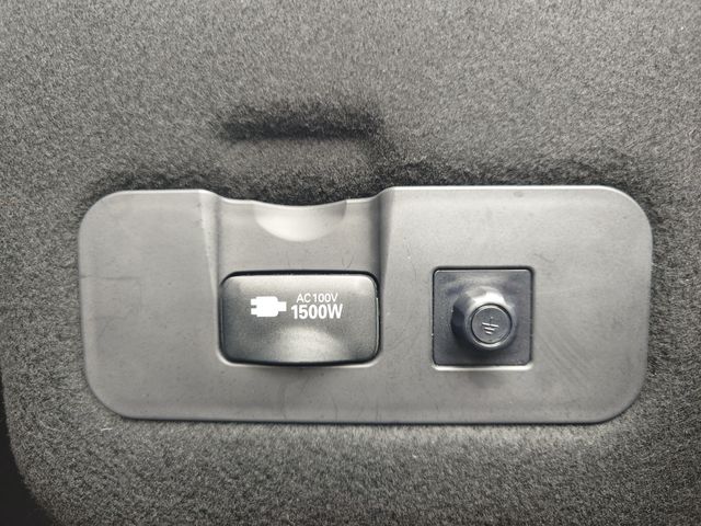 TOYOTA CAMRY HYBRID 2021 Image 31