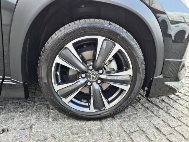 TOYOTA LEXUS UX250H 1993 Image 31