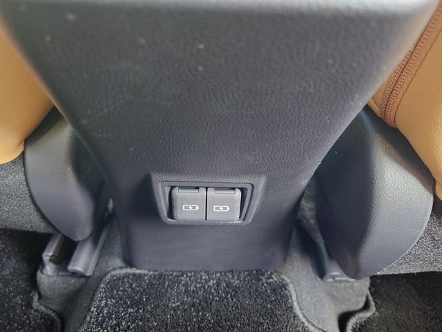 TOYOTA LEXUS UX250H 1993 Image 31