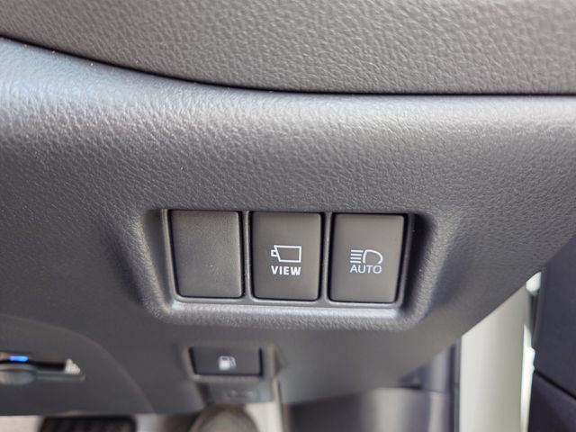 TOYOTA C-HR 2020 Image 31