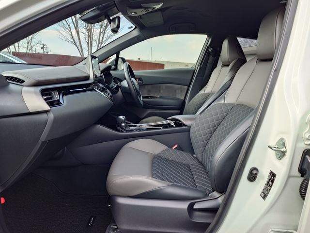 TOYOTA C-HR 2020 Image 31