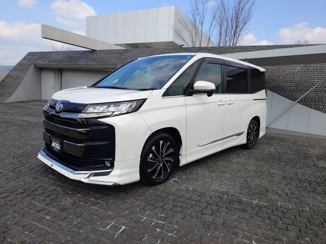 TOYOTA NOAH HYBRID 2024 Image 31