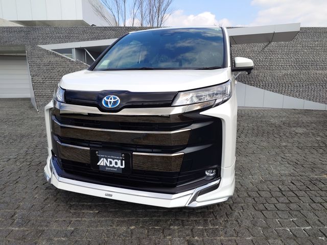 TOYOTA NOAH HYBRID 2024 Image 31