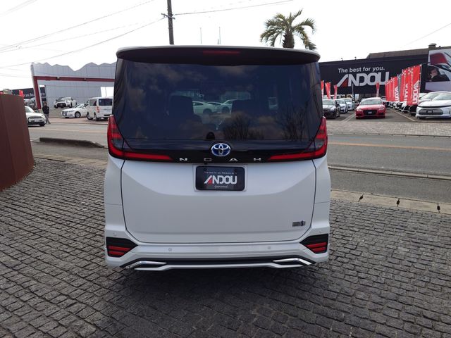 TOYOTA NOAH HYBRID 2024 Image 31