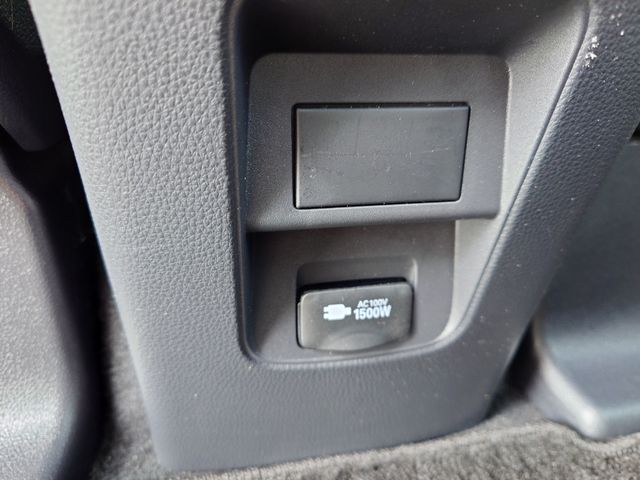 TOYOTA NOAH HYBRID 2024 Image 31