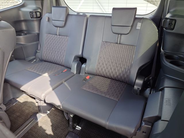 TOYOTA NOAH HYBRID 2024 Image 31