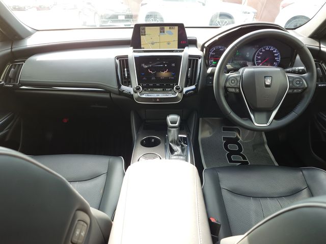 TOYOTA CROWN SEDAN HYBRID 2020 Image 31