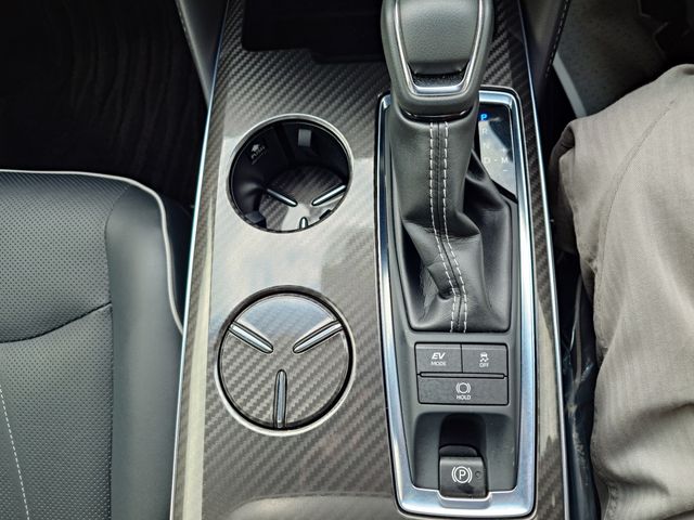 TOYOTA CROWN SEDAN HYBRID 2020 Image 31