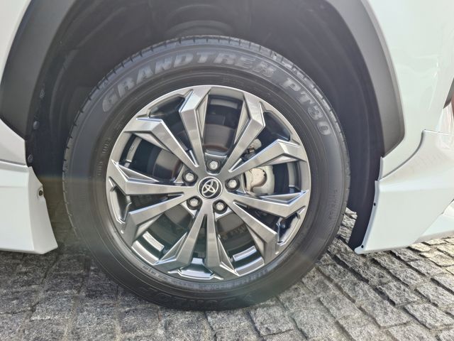 TOYOTA RAV4 HYBRID 2WD 2023 Image 31