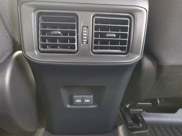 TOYOTA RAV4 HYBRID 2WD 2023 Image 31