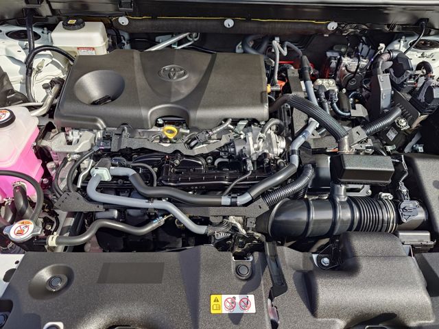 TOYOTA RAV4 HYBRID 2WD 2023 Image 31