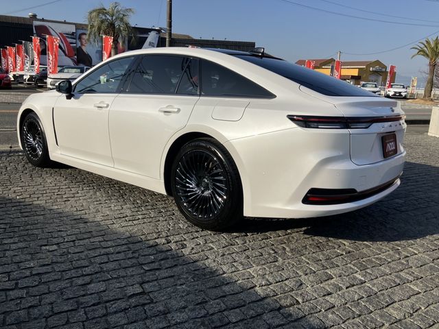 TOYOTA CROWN SEDAN HYBRID 2025 Image 31