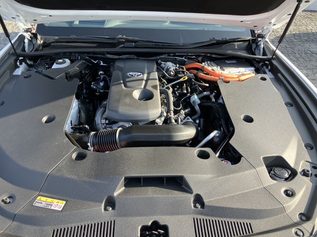 TOYOTA CROWN SEDAN HYBRID 2025 Image 31