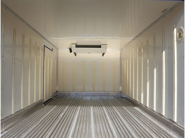 ISUZU ELF 2018 Image 31