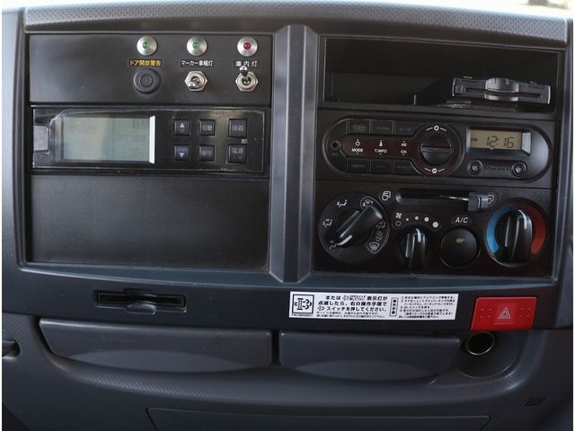 ISUZU ELF 2018 Image 31