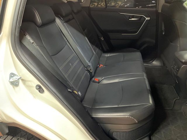 TOYOTA RAV4 HYBRID 4WD 2020 Image 31