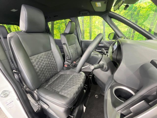 TOYOTA VOXY 4WD 2025 Image 31