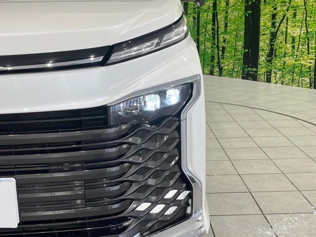 TOYOTA VOXY 4WD 2025 Image 31