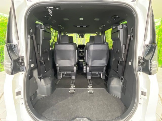 TOYOTA VOXY 4WD 2025 Image 31