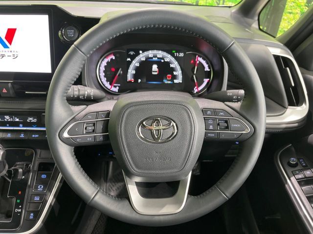 TOYOTA VOXY 4WD 2025 Image 31