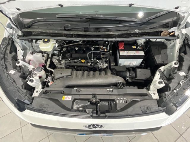 TOYOTA VOXY 4WD 2025 Image 31